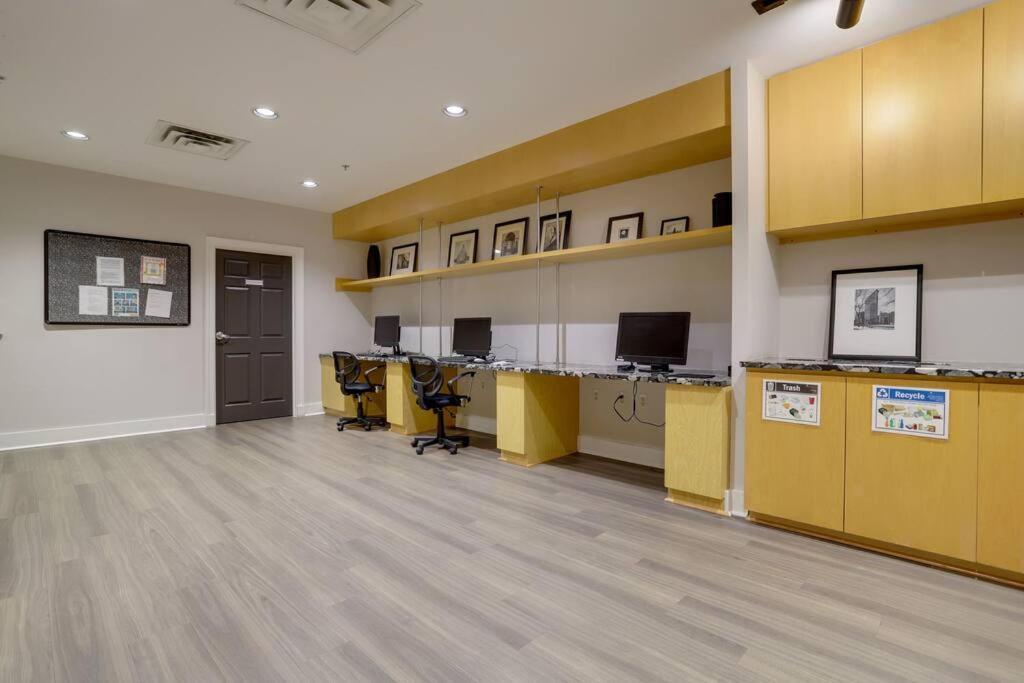 Exclusive Apt In Ballston With Gym Arlington Exteriér fotografie