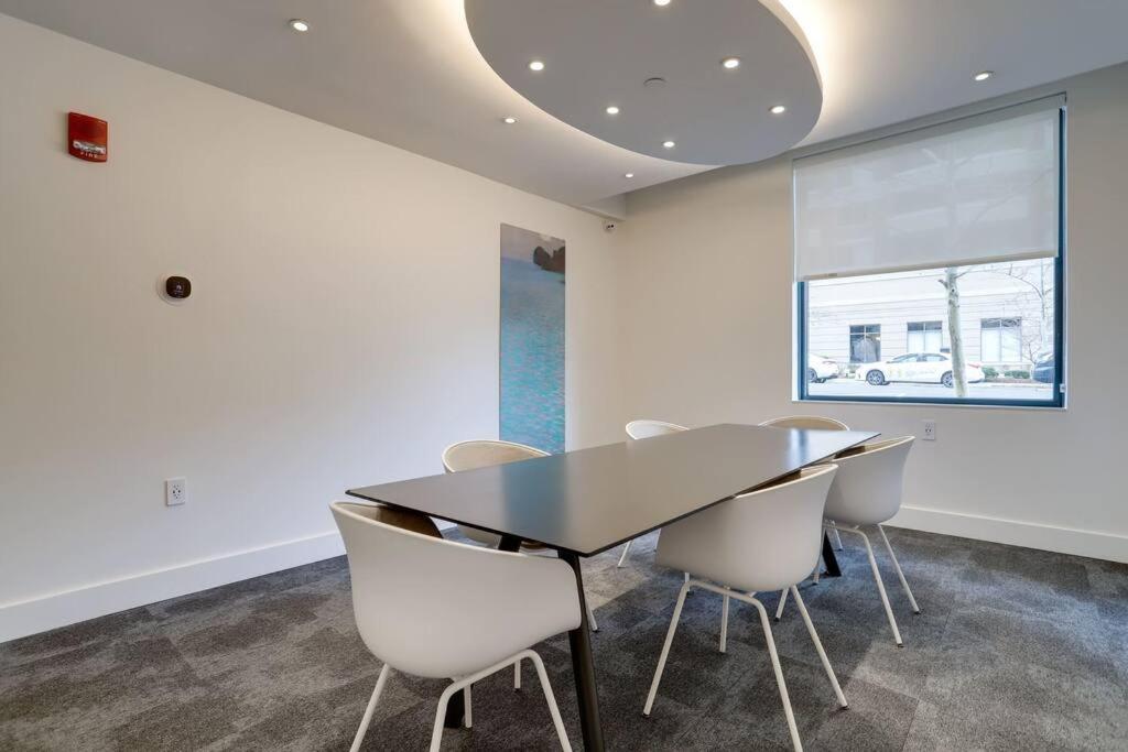 Exclusive Apt In Ballston With Gym Arlington Exteriér fotografie
